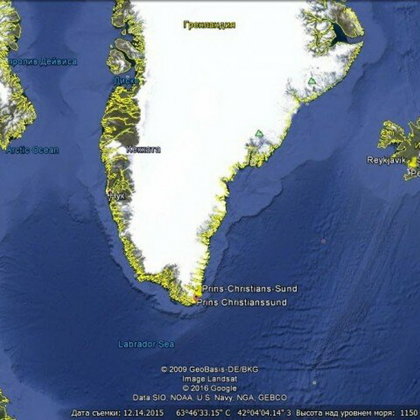 Гренландия - Проход по проливу Принца Кристиана .